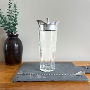 VTG ‘The Cocktailer’ by Indiana Glass- Cocktail Shaker (Collectors Item- 1950s)